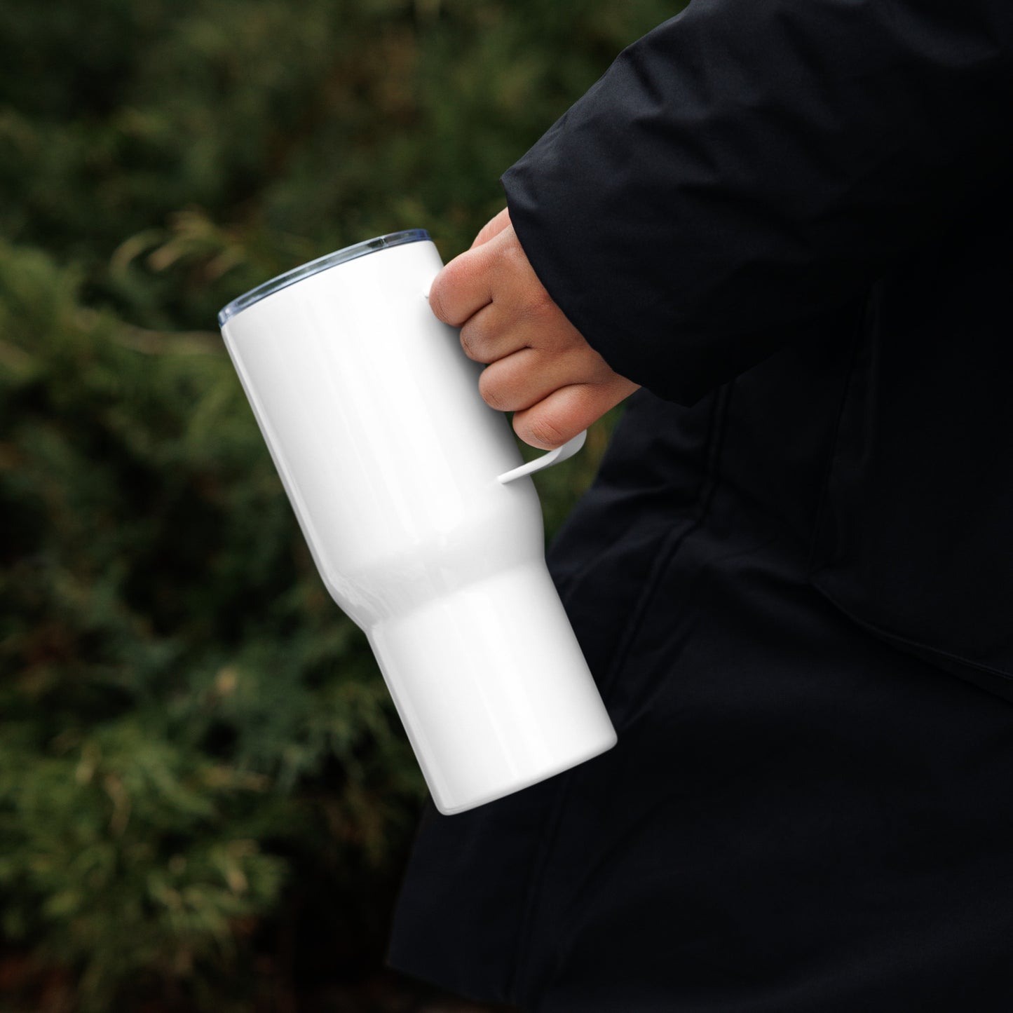 Travel mug with a handle with transparent logo